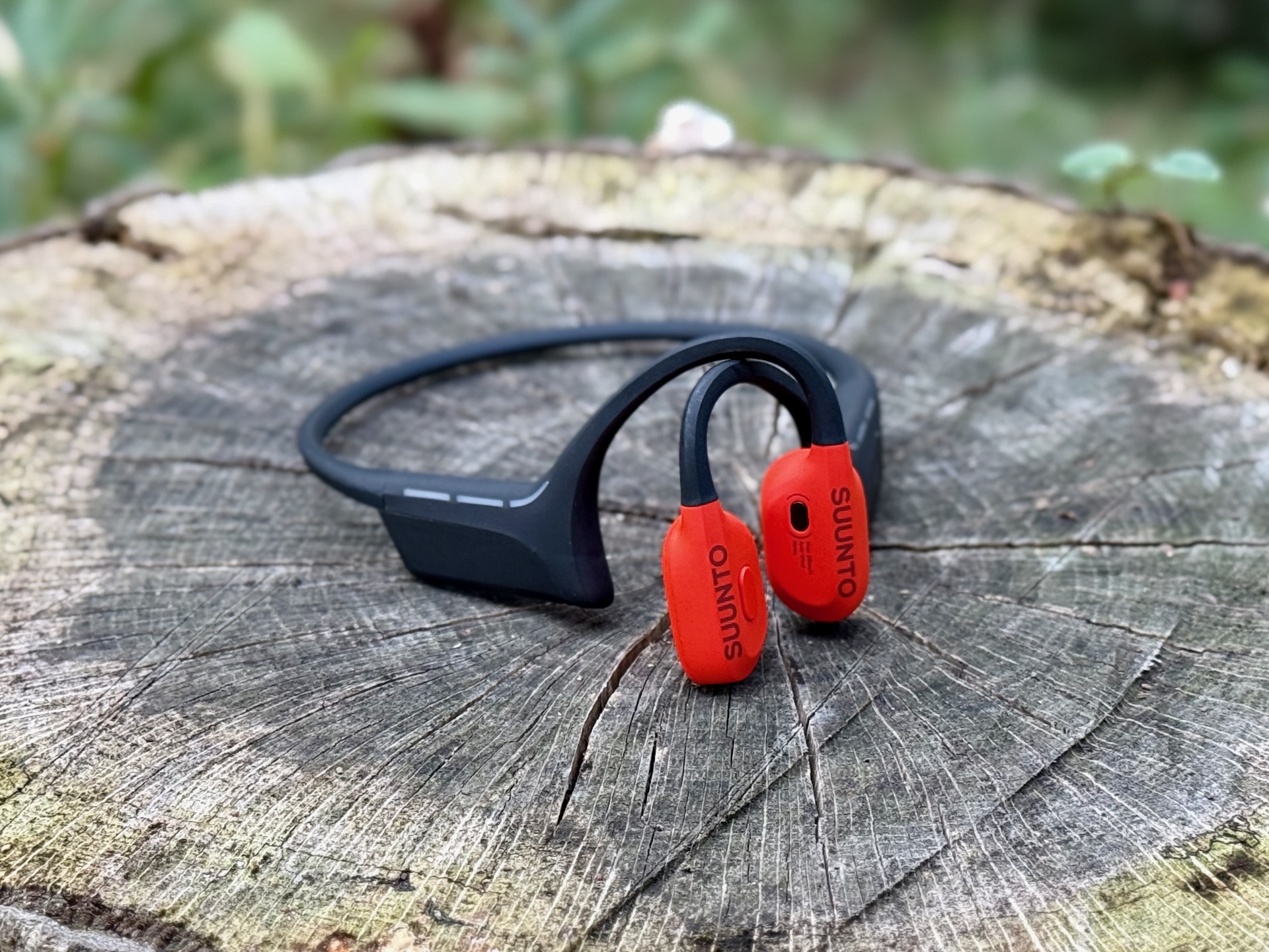 SUUNTO WING ワイヤレス骨伝導ヘッドセット Amazon.co.jp: スント(SUUNTO) 骨伝導イヤホン SUUNTO WING